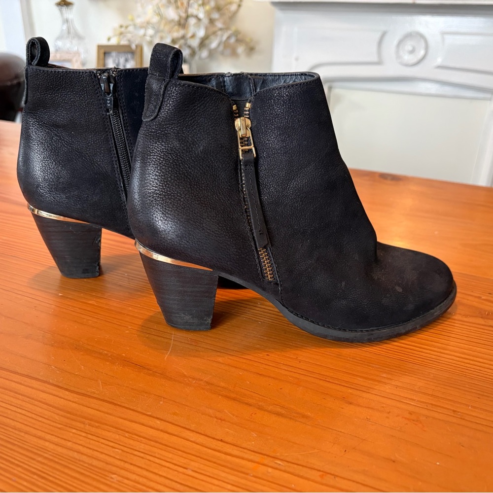 Steve Madden Black Ankle Boots